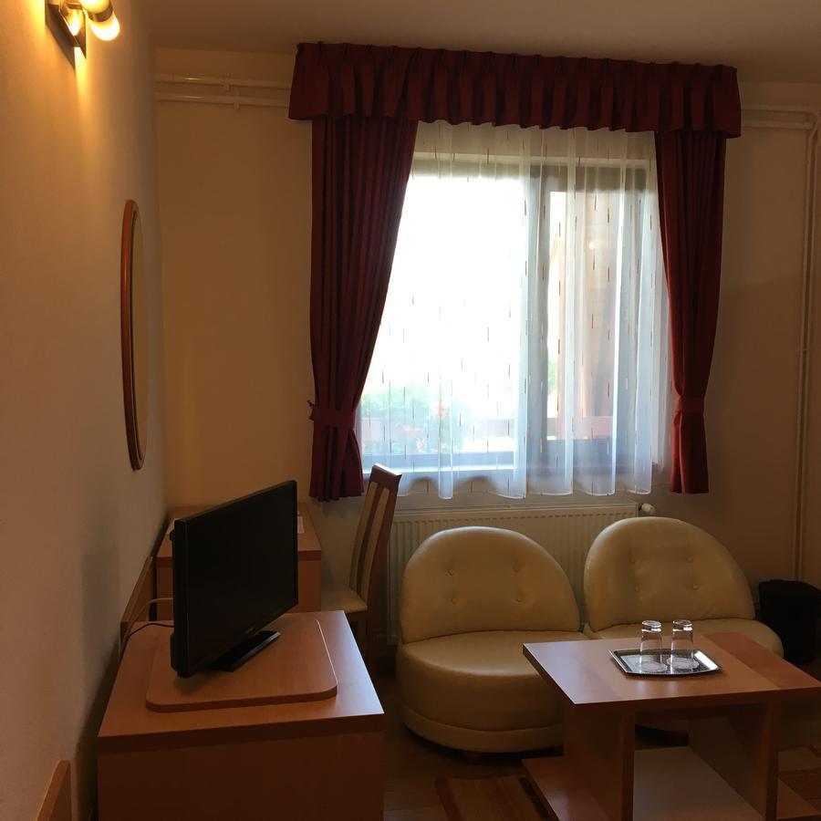 Motel Sora Sovata Exterior foto